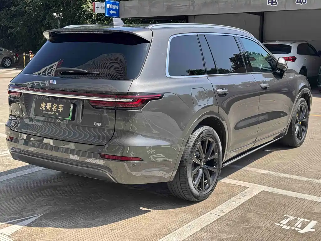 Li Auto Li ONE — миниатюра 9