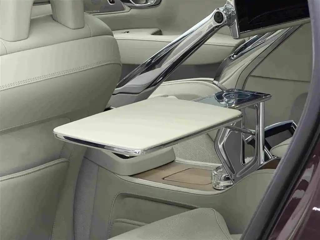 Volvo S90 2019 T8 E 3 мест V