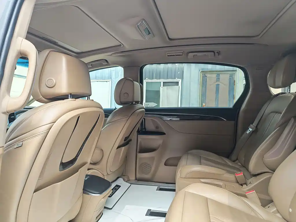 Buick GL8 2018 ES 28T Luxury VI
