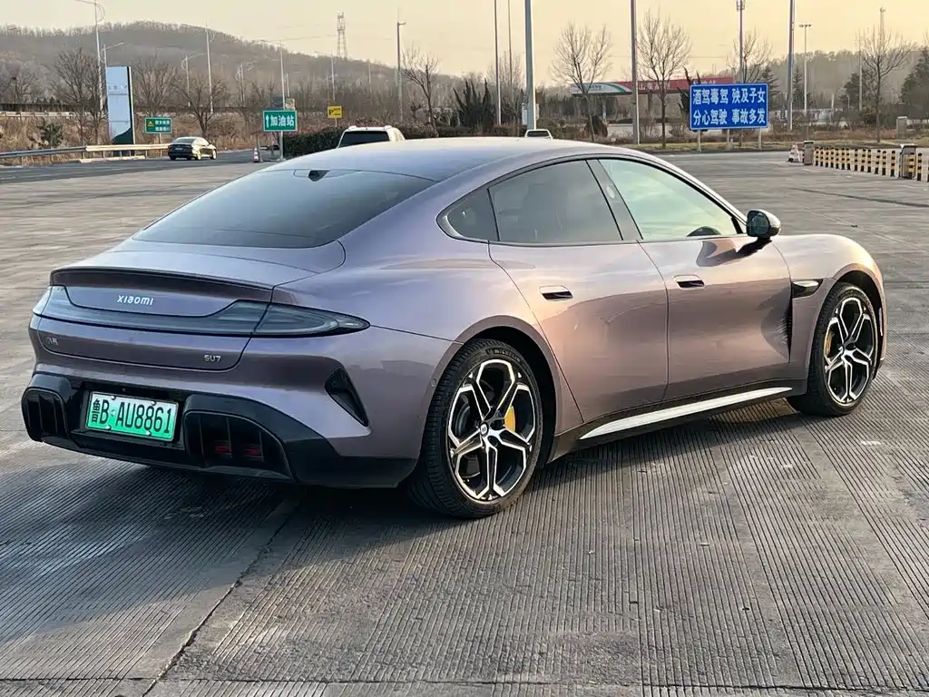 XIAOMI CAR XIAOMI SU7
