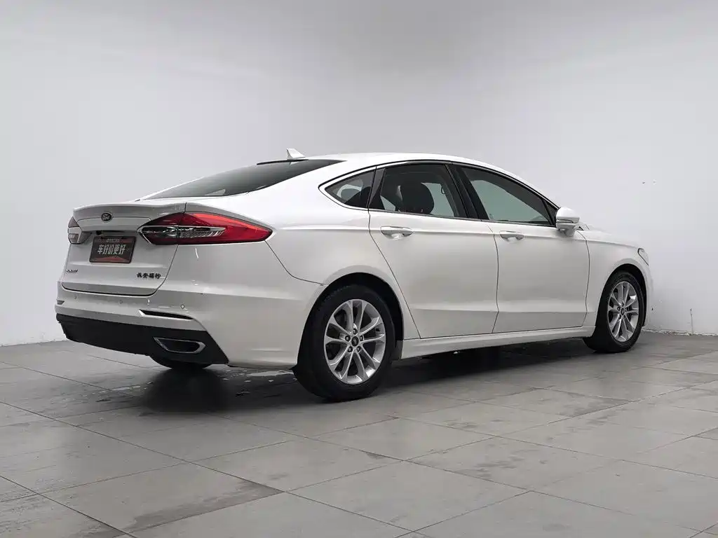 Ford Mondeo — миниатюра 2