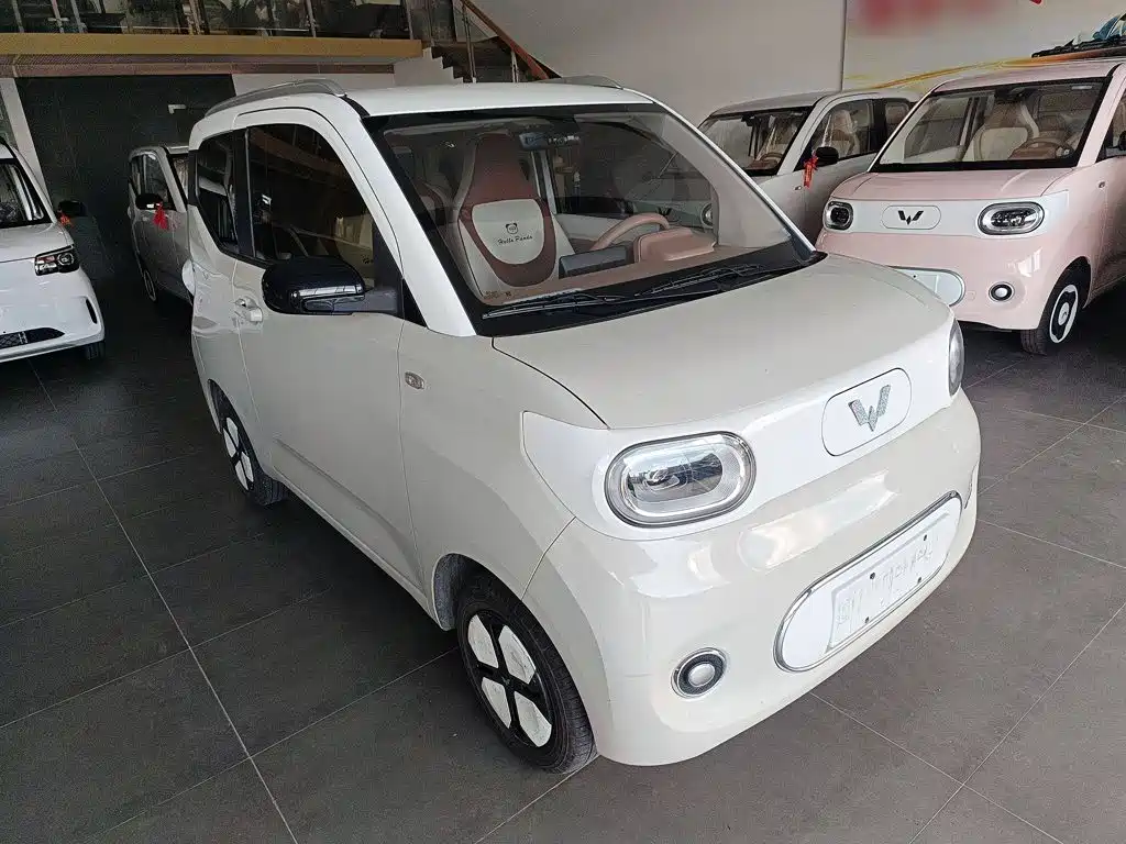 Wuling MINIEV — миниатюра 4