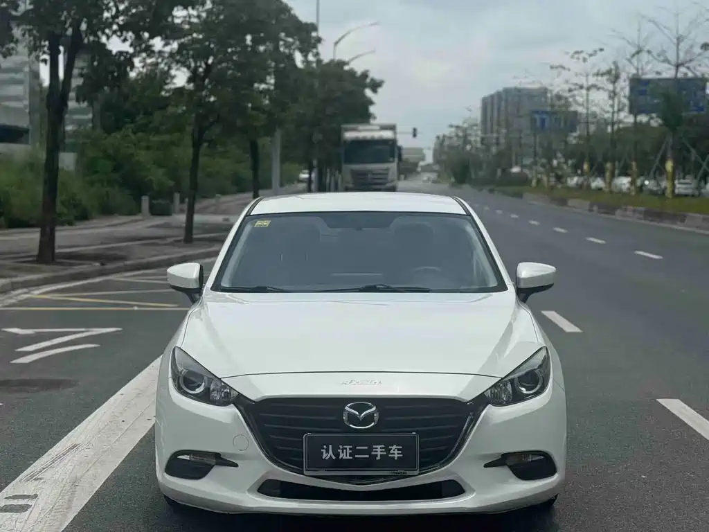 Mazda 3 Axela — миниатюра 2