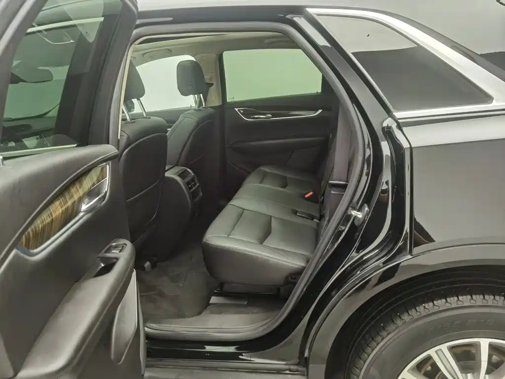 Cadillac XT5 — миниатюра 15