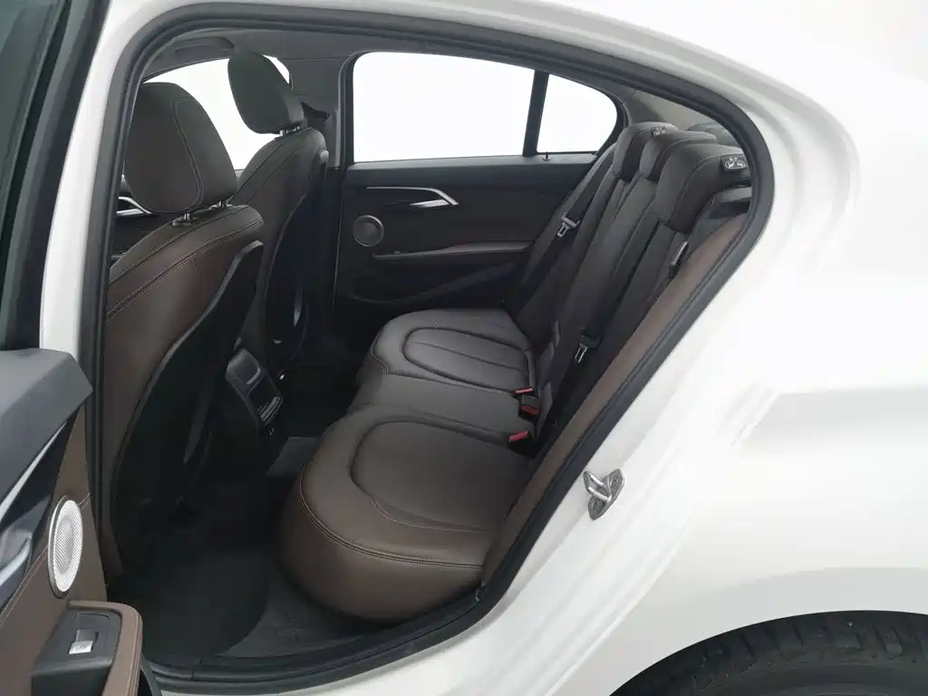 BMW 1 Series — миниатюра 15