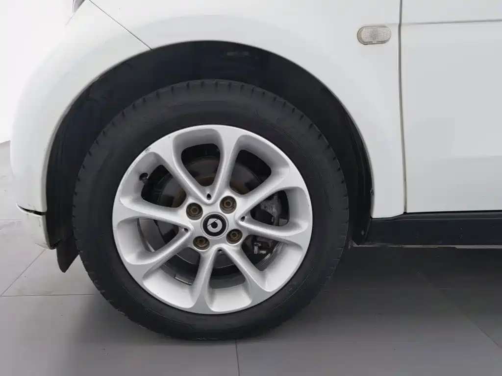 smart Smart Fortwo — миниатюра 17