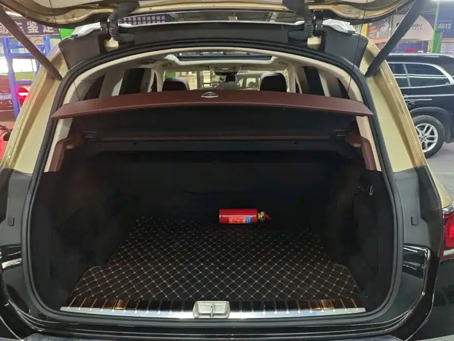 MERCEDES-BENZ MAYBACH GLS