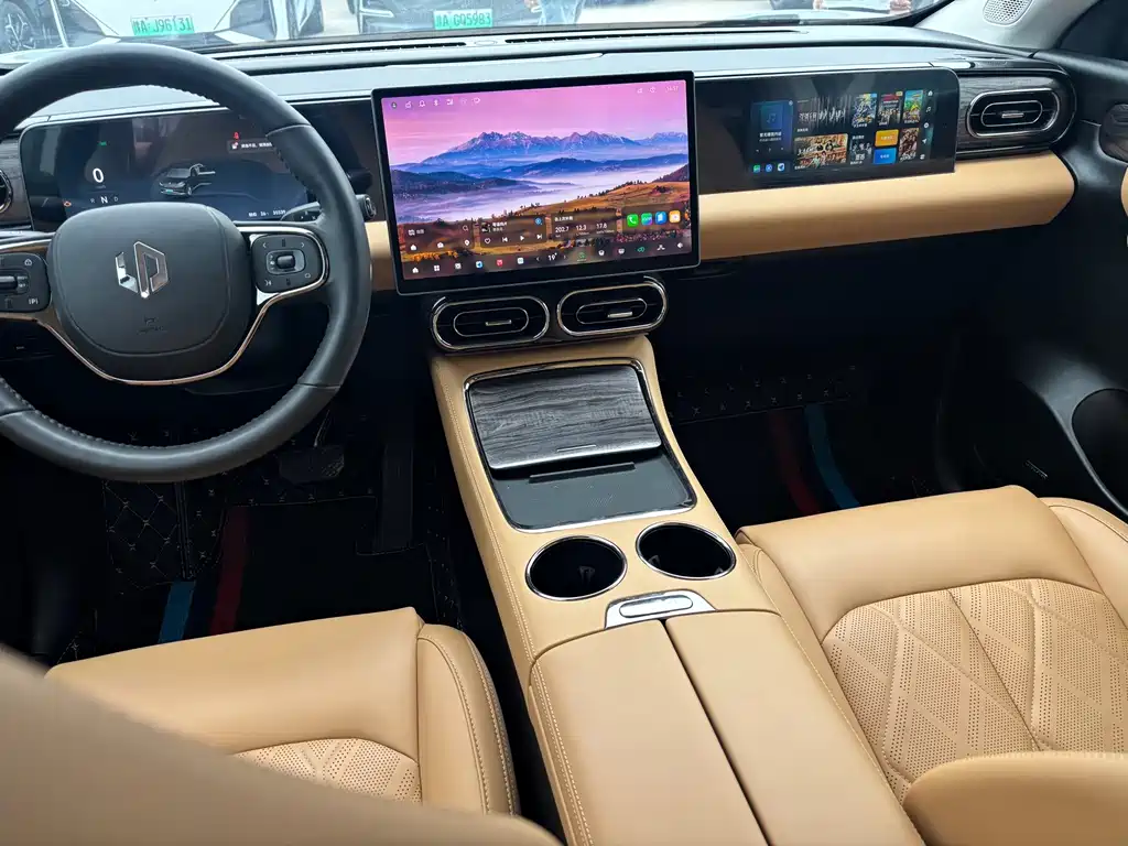 Leapmotor Leapmotor C11 — миниатюра 5