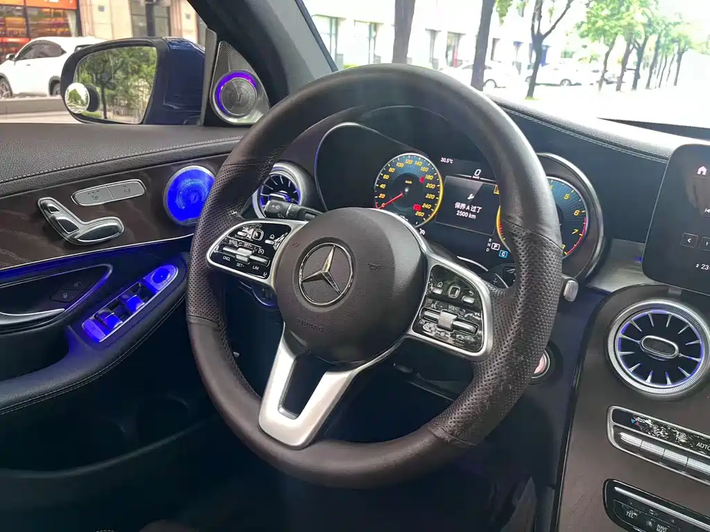 Mercedes-Benz GLC — миниатюра 4