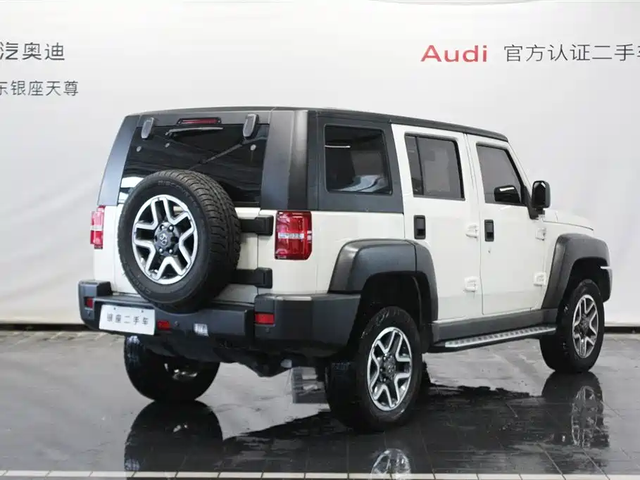 BAIC BJ40 2016 40L 2.3T AT Premium