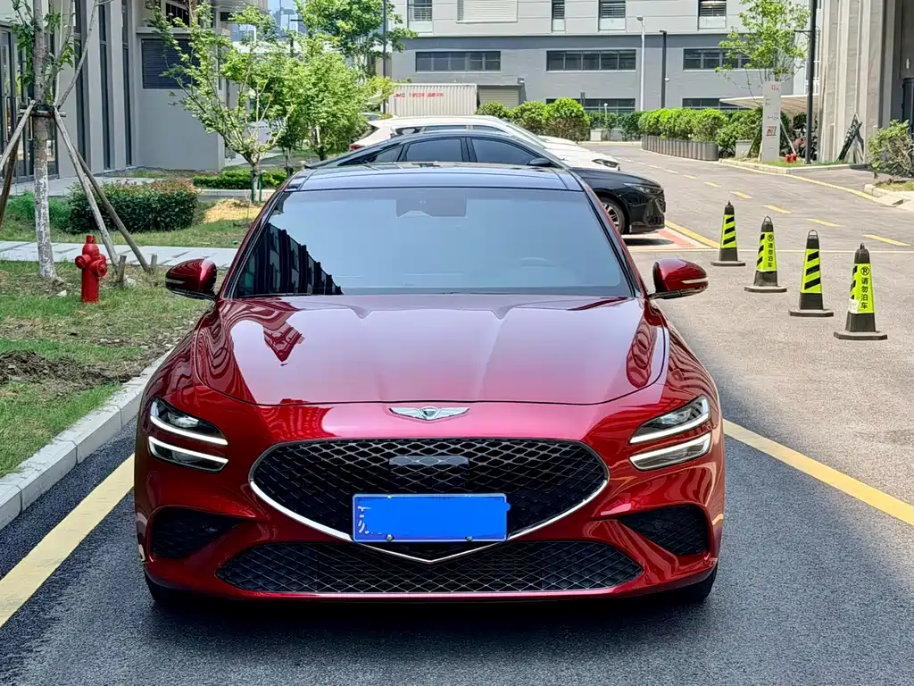 Genesis G70 2023 2.0T Luxury