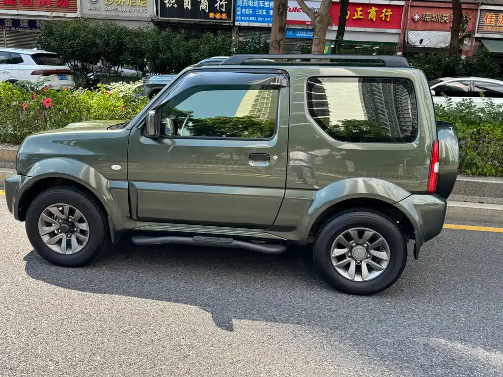 Suzuki Jimny — миниатюра 2