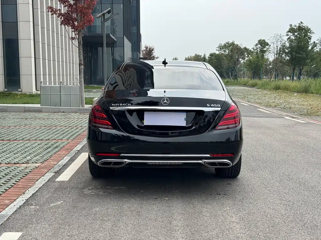 Mercedes-Benz S-Class — миниатюра 23