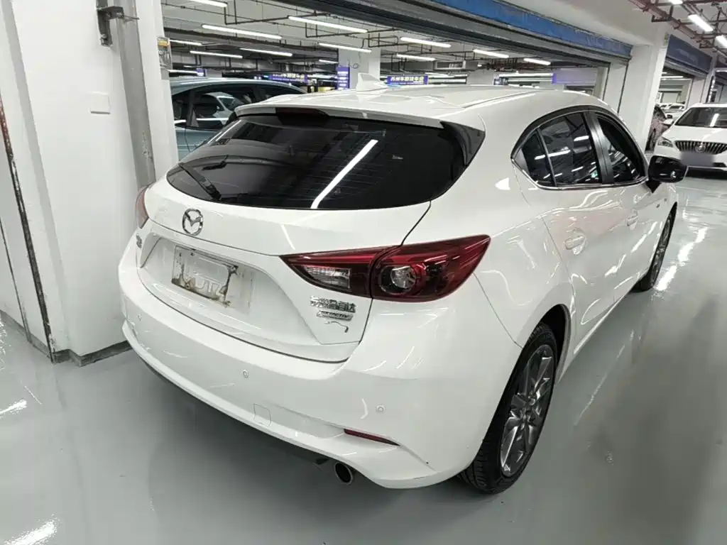 Mazda 3 Axela — миниатюра 7