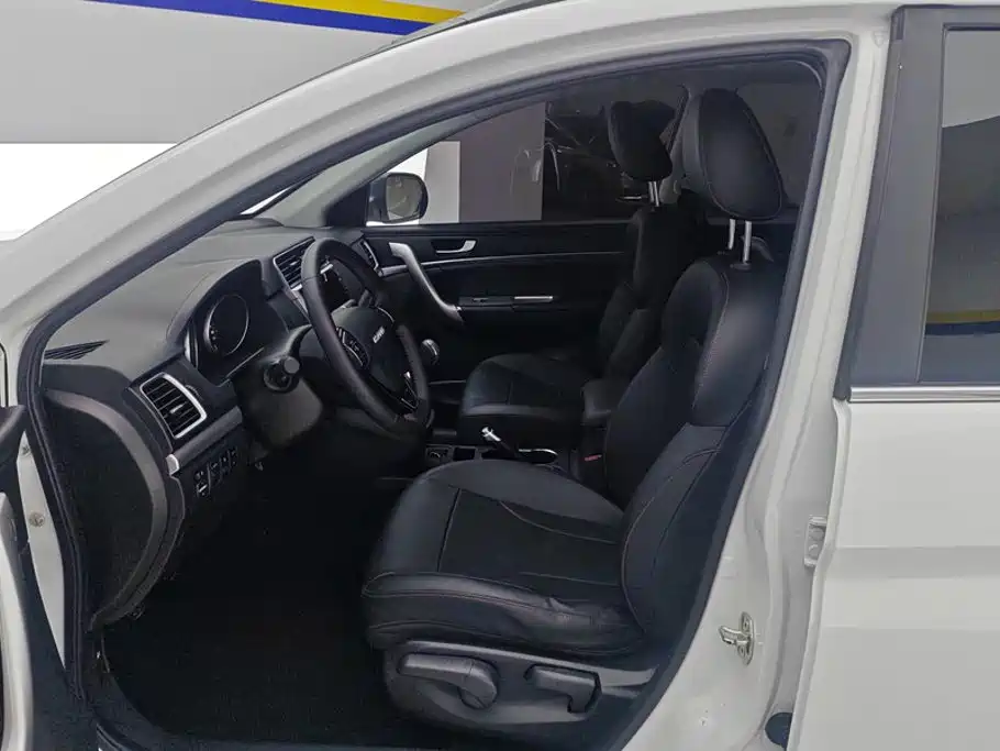 Haval M6 — миниатюра 9