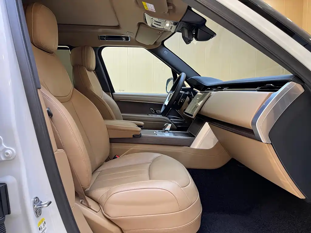 Land Rover Range Rover — миниатюра 6