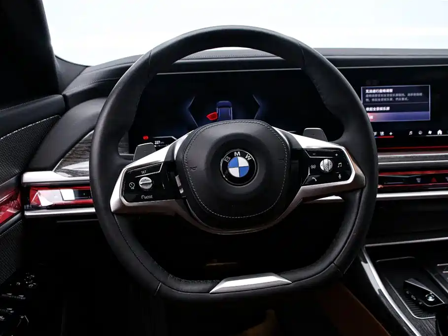 BMW 7 SERIES