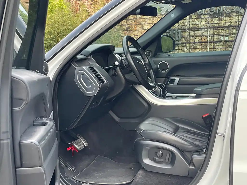 Land Rover Range Rover Sport 2016 3.0 SC V6 HSE