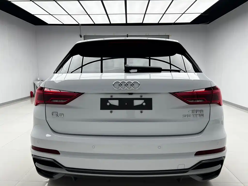 Audi Q3 2022 35 TFSI Fashion