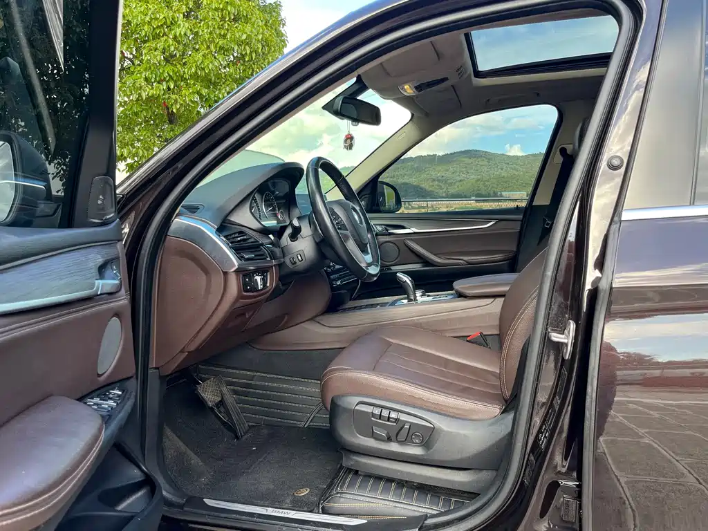 BMW X5 (Import) — миниатюра 4