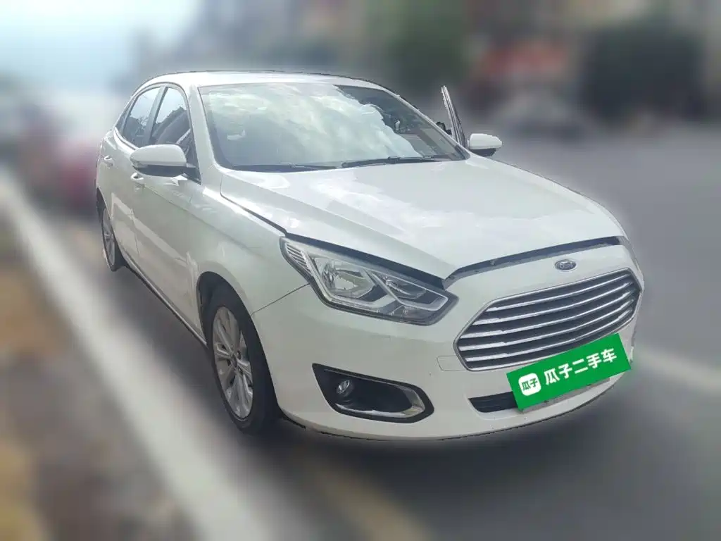 Ford Escort — миниатюра 24