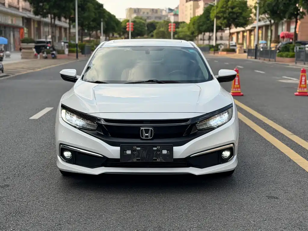Honda Civic — миниатюра 2