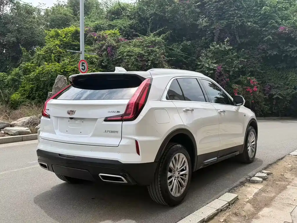 Cadillac XT4 — миниатюра 3