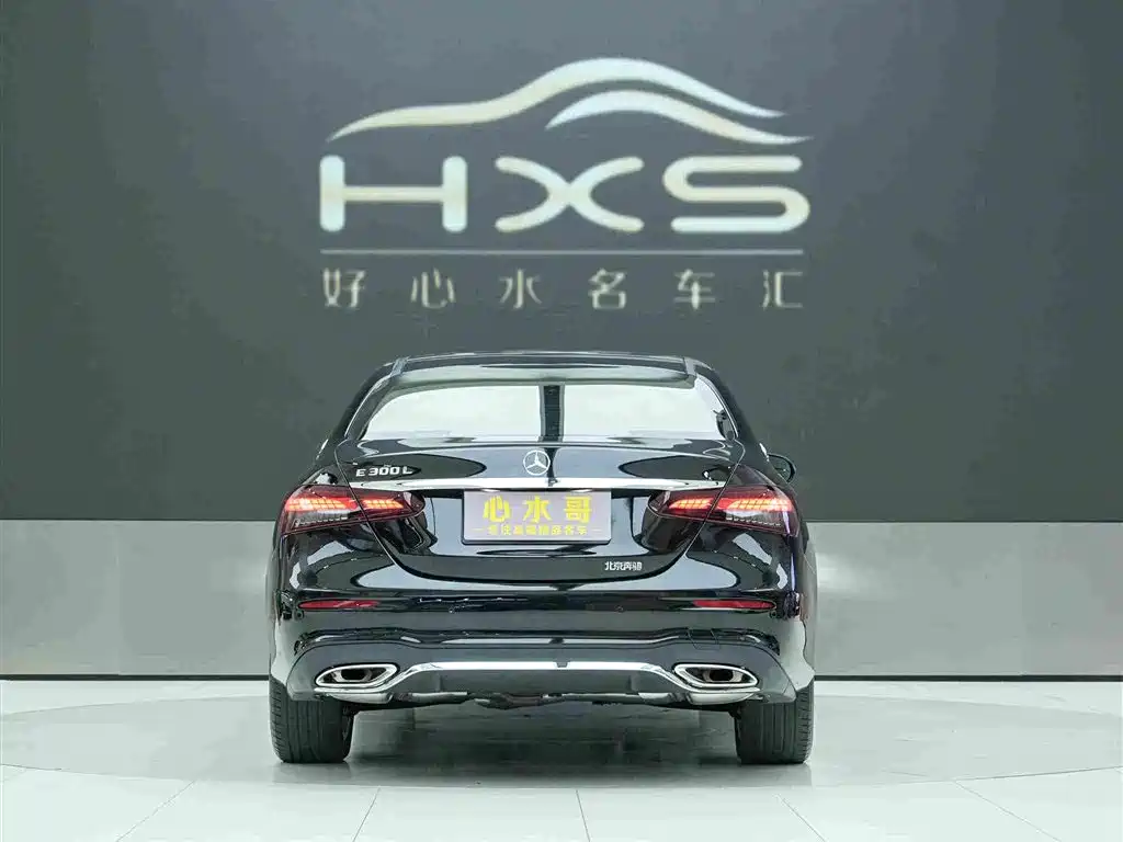 Mercedes-Benz E-Class — миниатюра 5