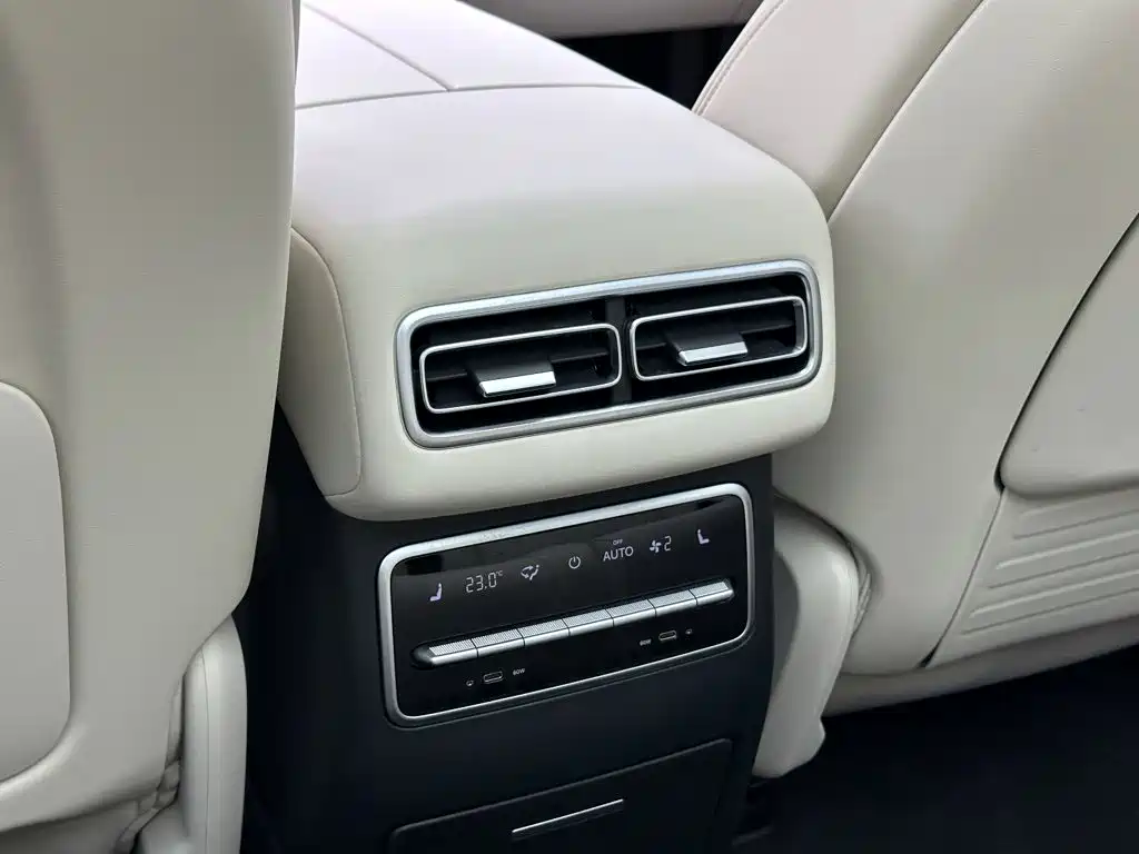 Li Auto Li L7 — миниатюра 20