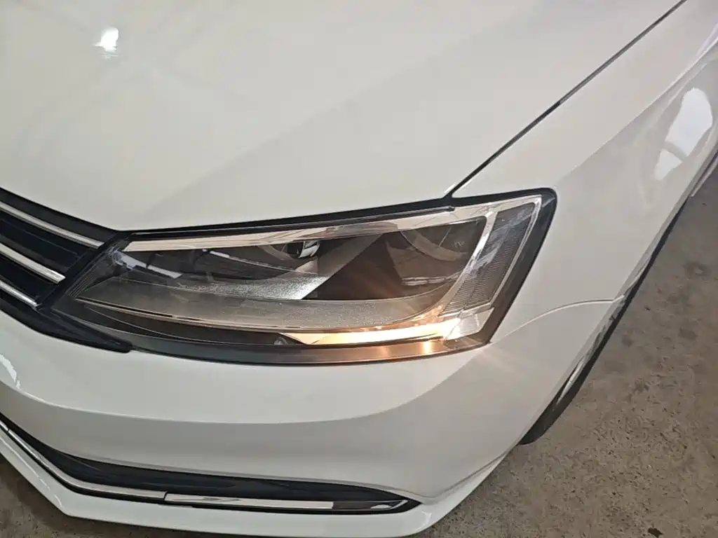 Volkswagen Sagitar — миниатюра 23