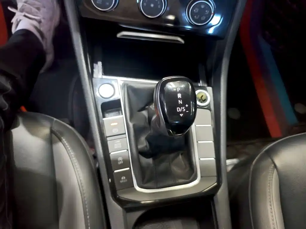 Volkswagen Sagitar — миниатюра 14