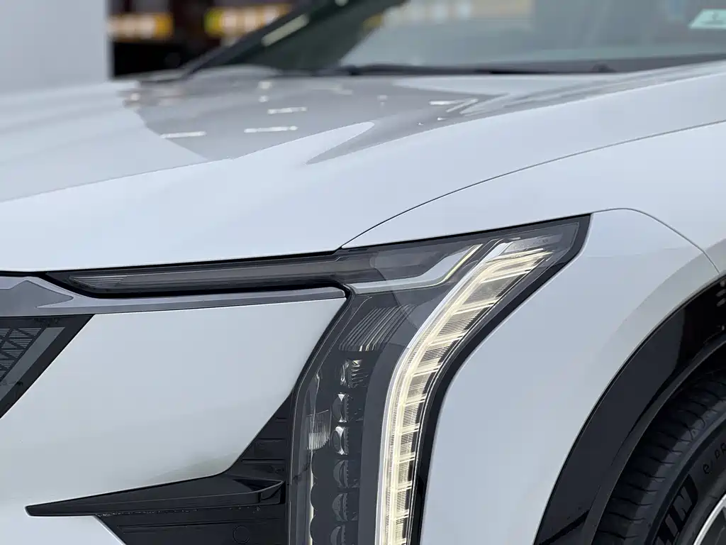 Cadillac IQ — миниатюра 26