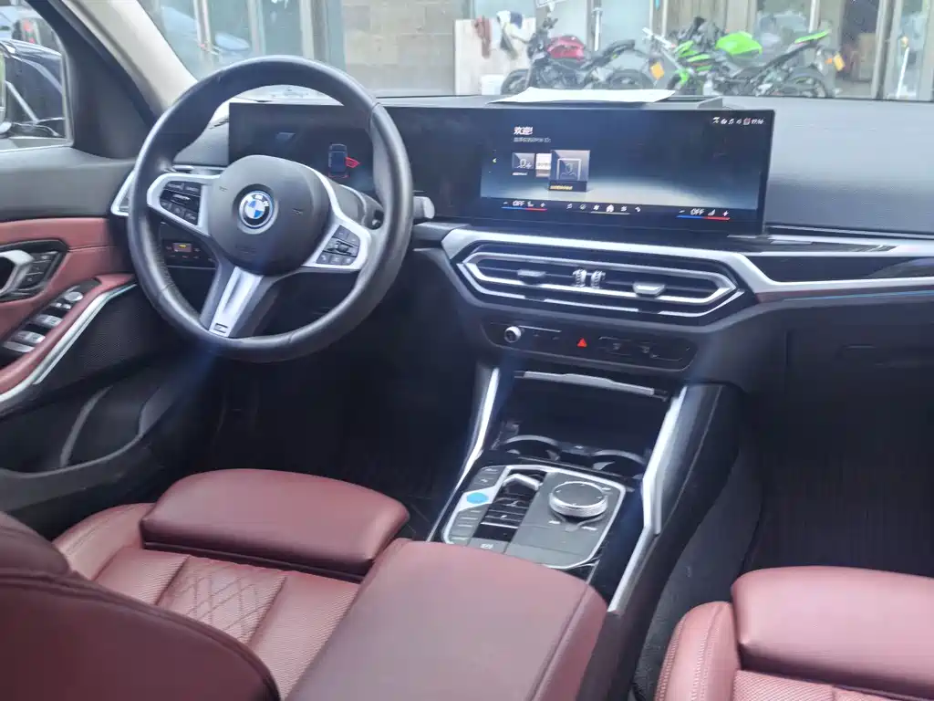 BMW i3 — миниатюра 16