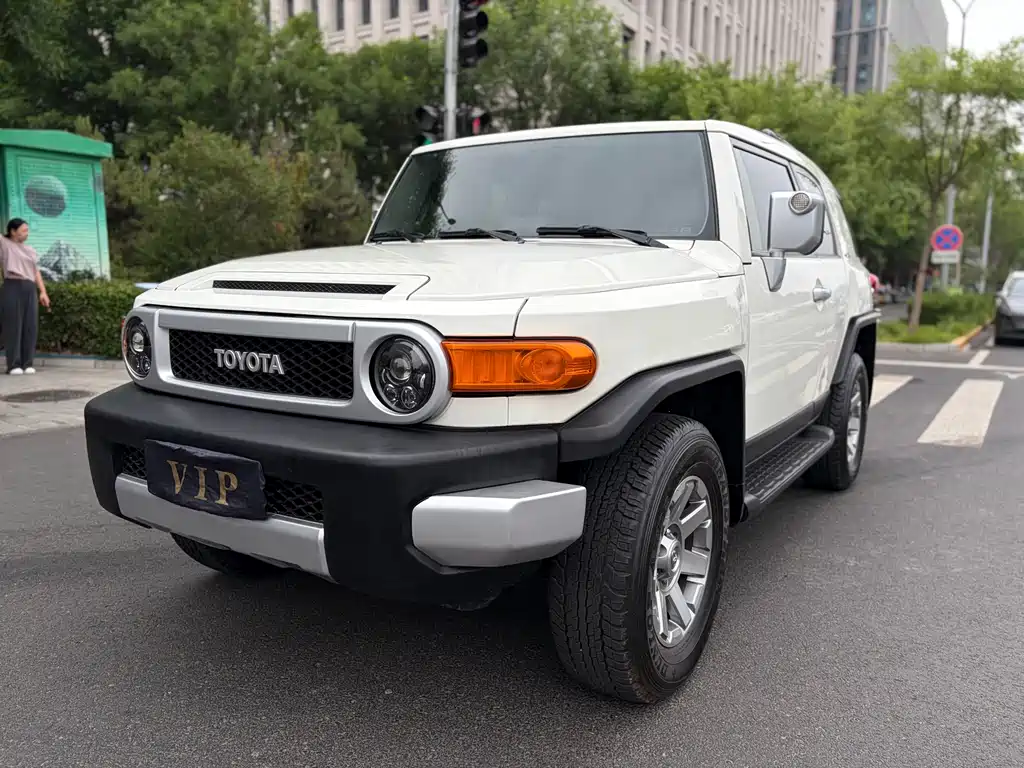 Toyota FJ Cruiser 2019