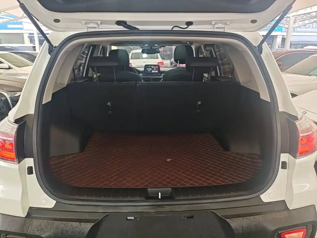 Kia Sportage — миниатюра 19