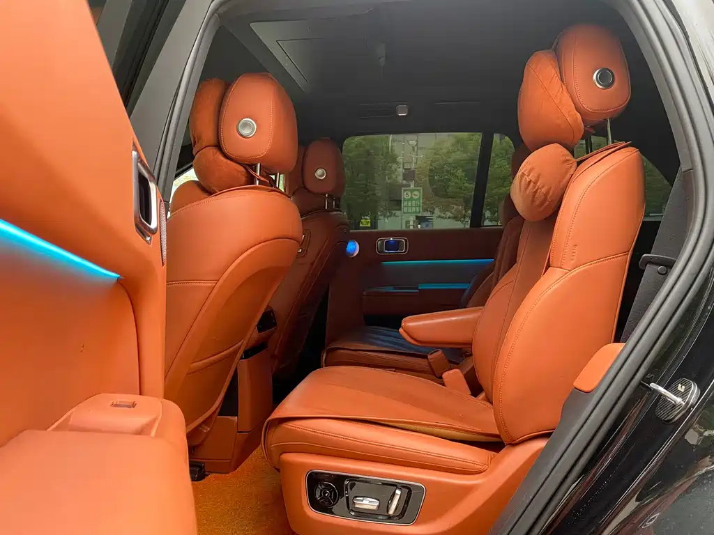 Li Auto Li L8 — миниатюра 4