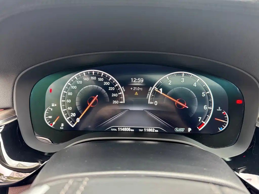 BMW 5 Series — миниатюра 37