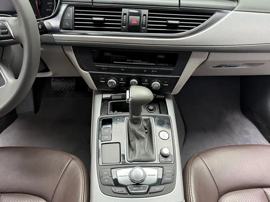 Audi A6L — миниатюра 15