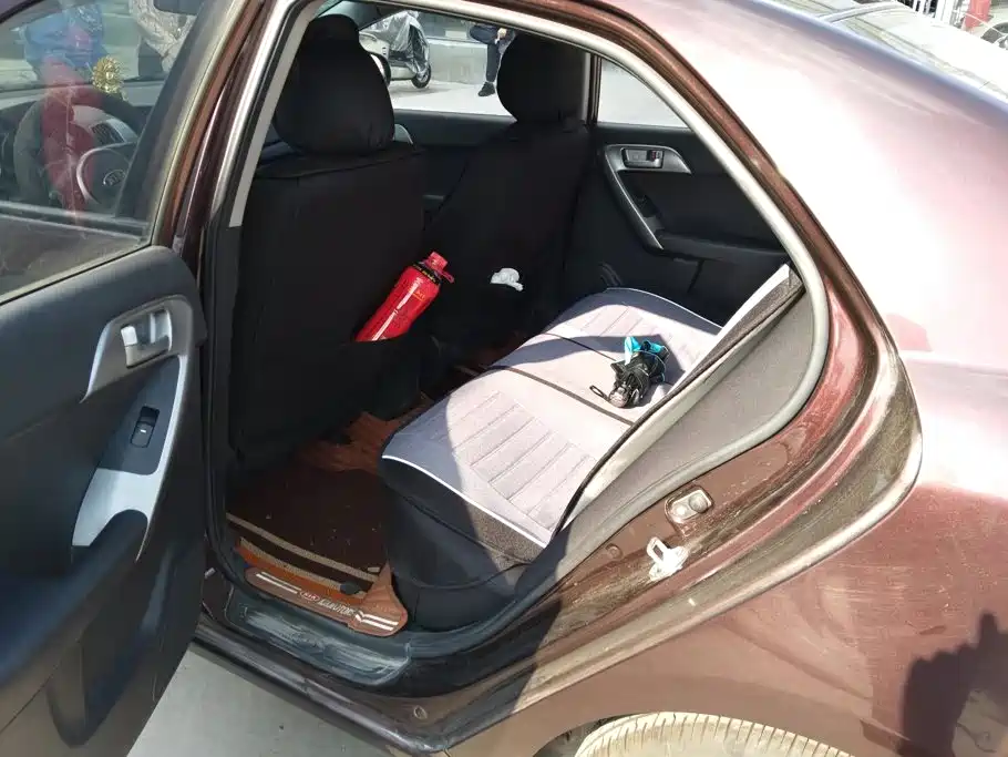 Kia Forte — миниатюра 11