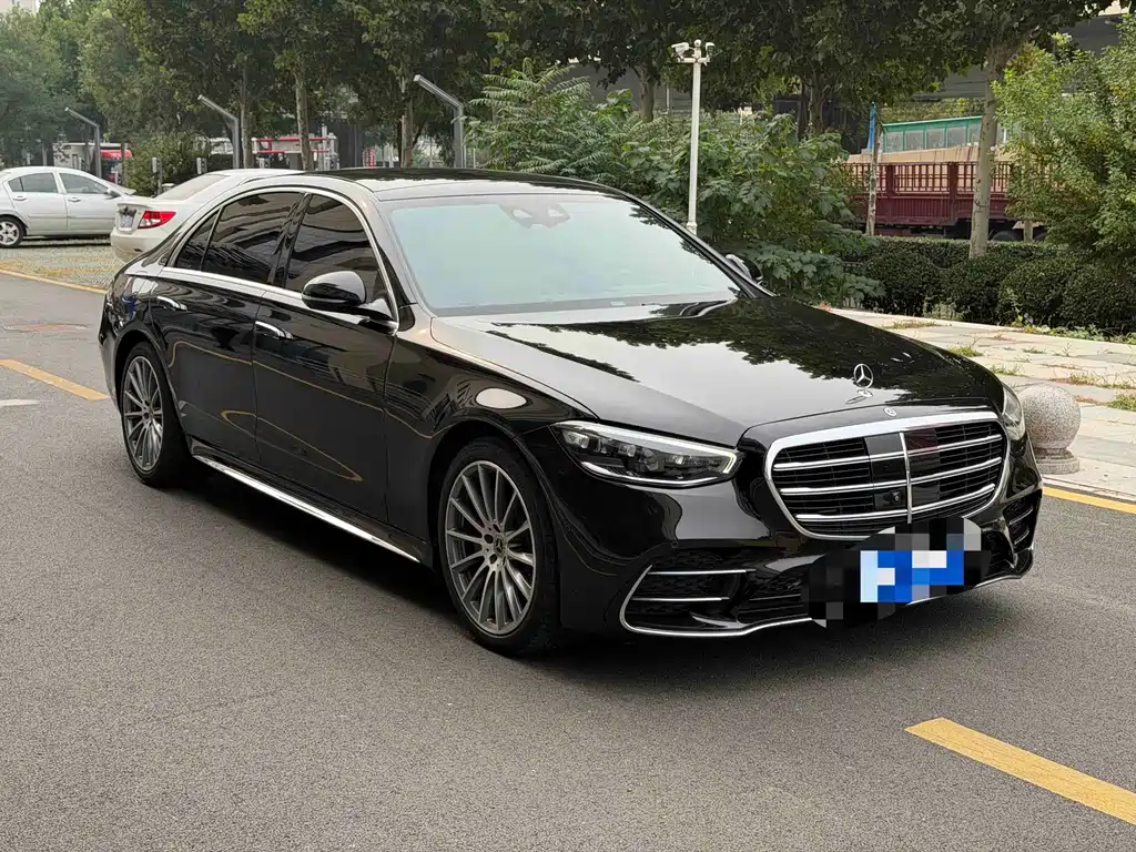 Mercedes-Benz S-Class — миниатюра 3