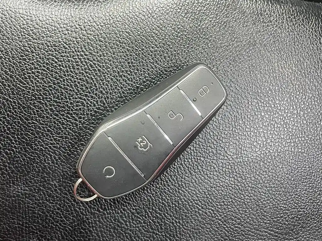 BYD Yuan Pro - фото 18