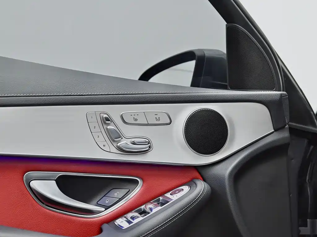 Mercedes-Benz GLC — миниатюра 16