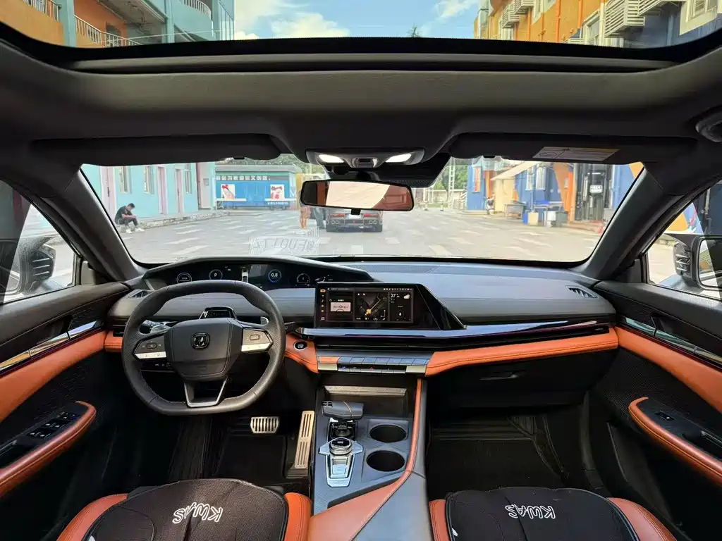 Changan UNI-V — миниатюра 6