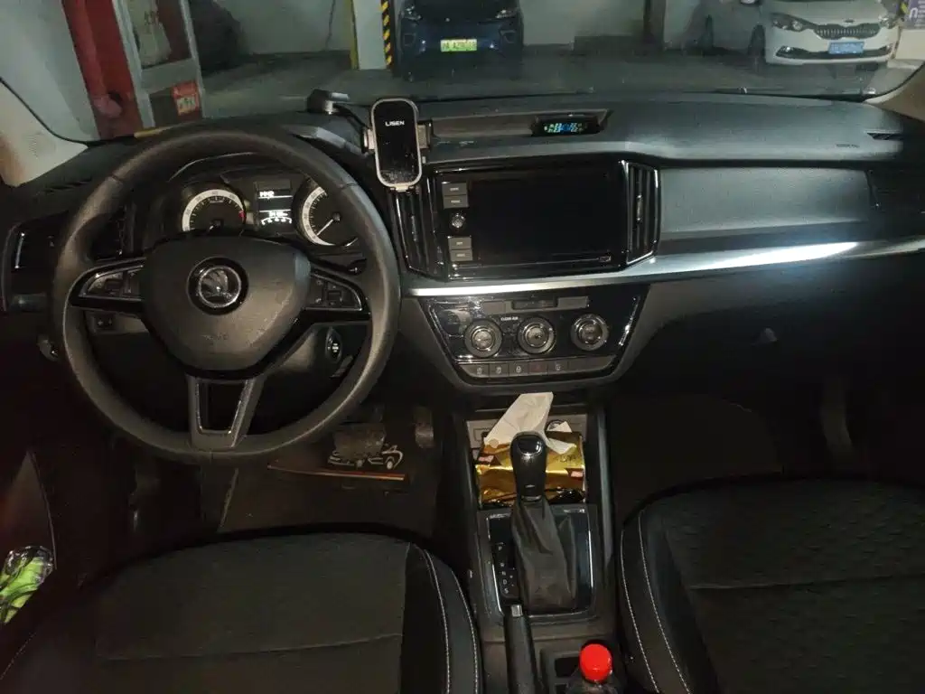 Skoda Kamiq — миниатюра 6