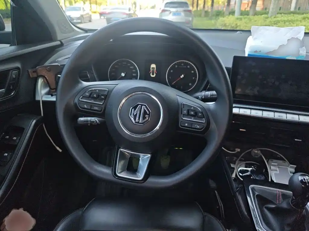 MG MG5 — миниатюра 6