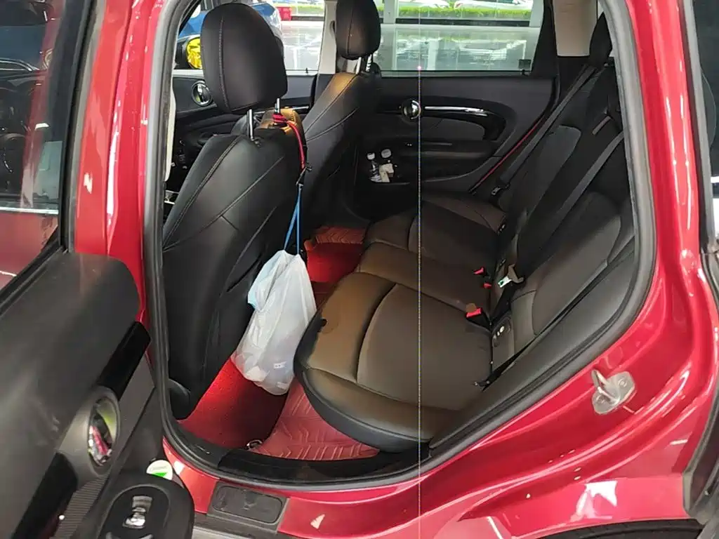 MINI Mini Clubman — миниатюра 17
