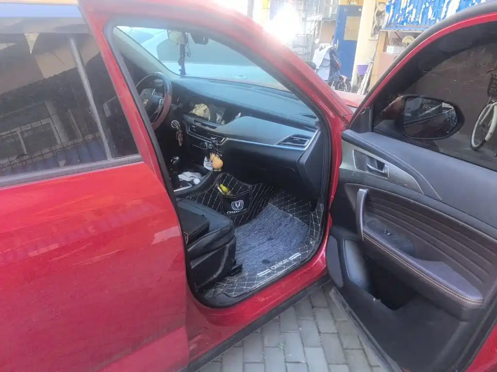 Changan CS35PLUS — миниатюра 18