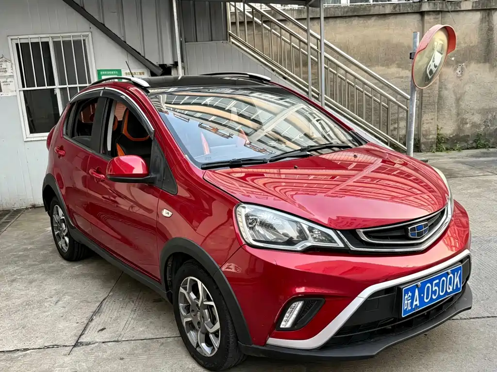 Geely Vision X1 — миниатюра 3