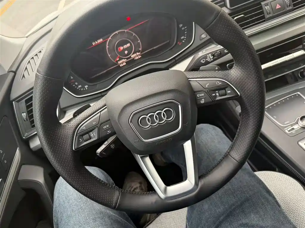Audi Q5L 2021 40 TFSI Fashion