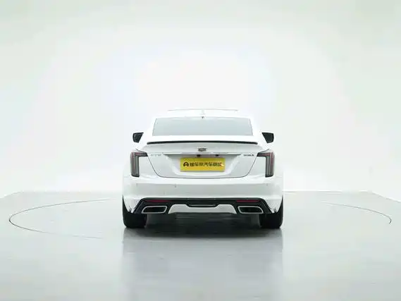 Cadillac CT5 — миниатюра 8